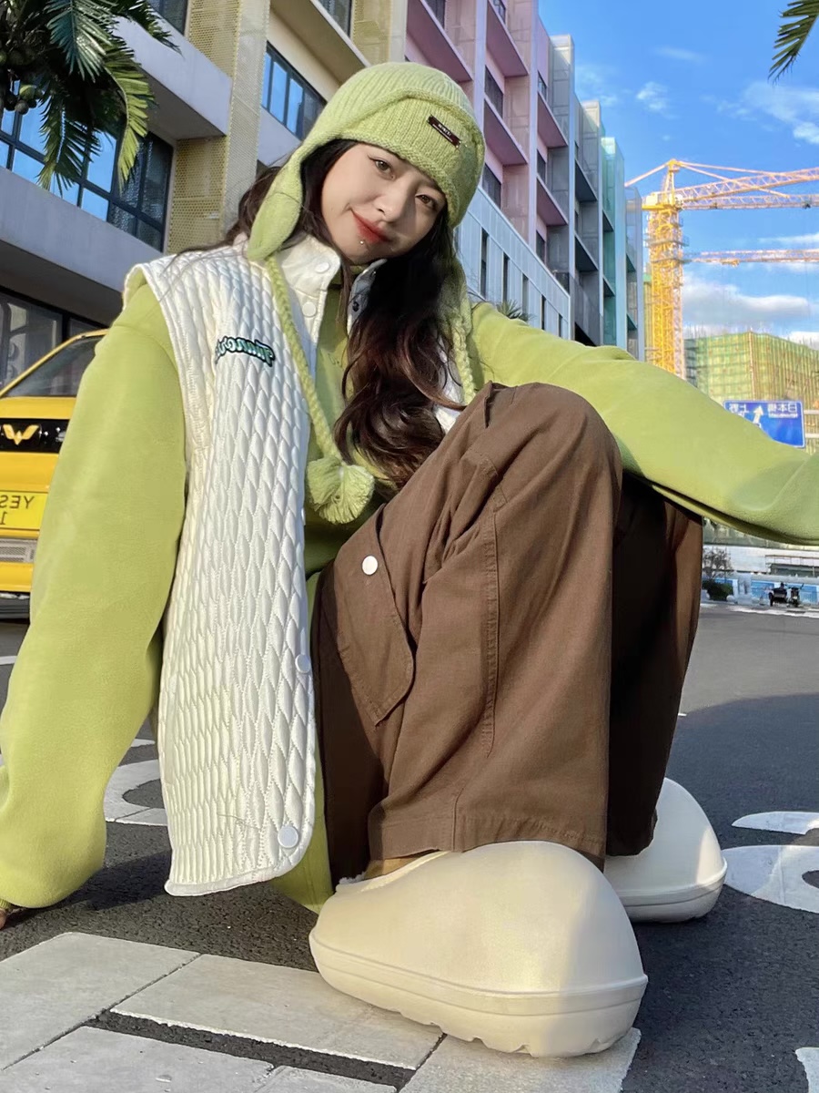 Can’t hide the shine mollow shoes BOO101 images